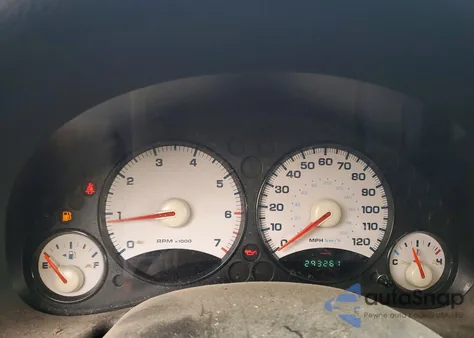 2004 Jeep Liberty Sport z USA, uszkodzony, nr VIN 1J8GK48KX4W200174